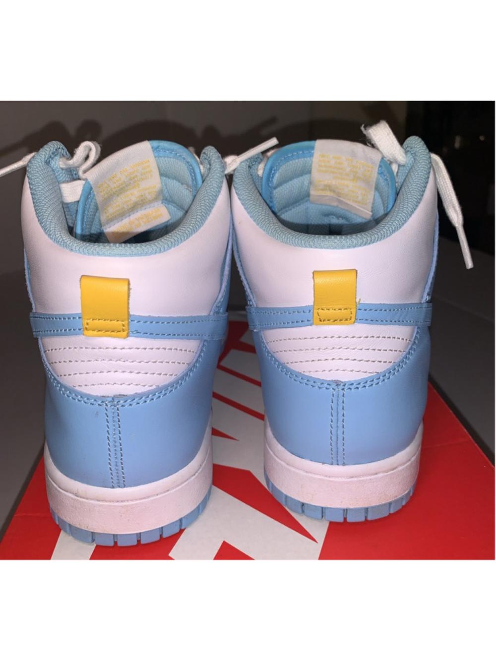 Nike Dunk Hi Retro Blue Chill/White Sneakers Mens Size 9.5 With Damaged Box - Picture 3 of 16